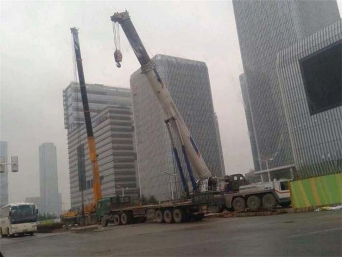 新源县25吨吊车能吊多重设备？